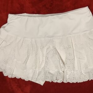 Lucky in Love Laser Bloom White Eyelet Tennis Skirt Size Medium (8-10) 12“ Long